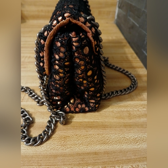 Kurt Geiger NWT Metallic with Black Crochet Overlay and Dustbag - Picture 7 of 12